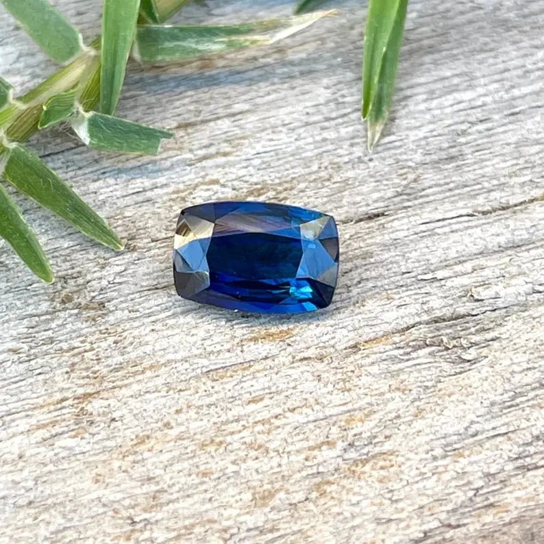 Natural Blue Sapphire - Sapphirepal