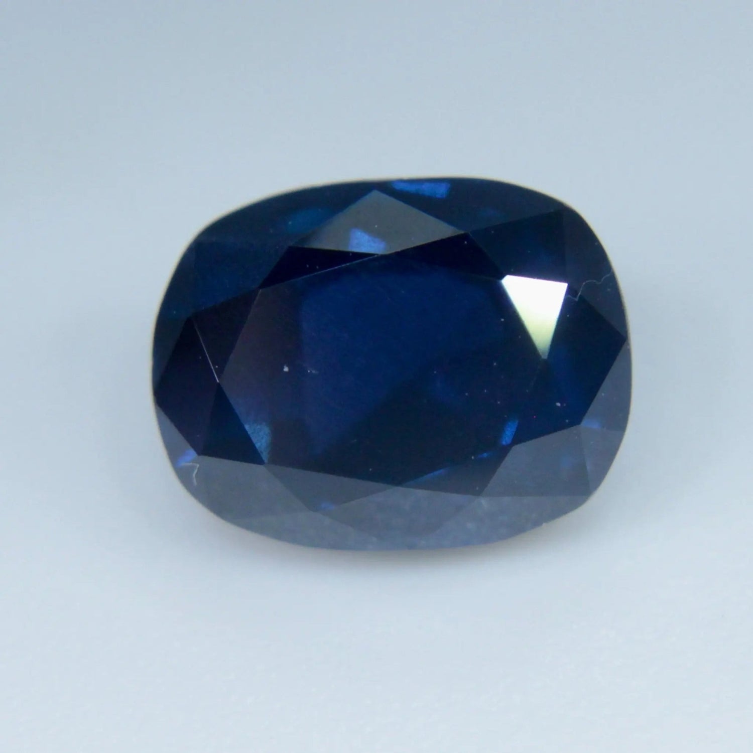 Natural Blue Sapphire - Sapphirepal