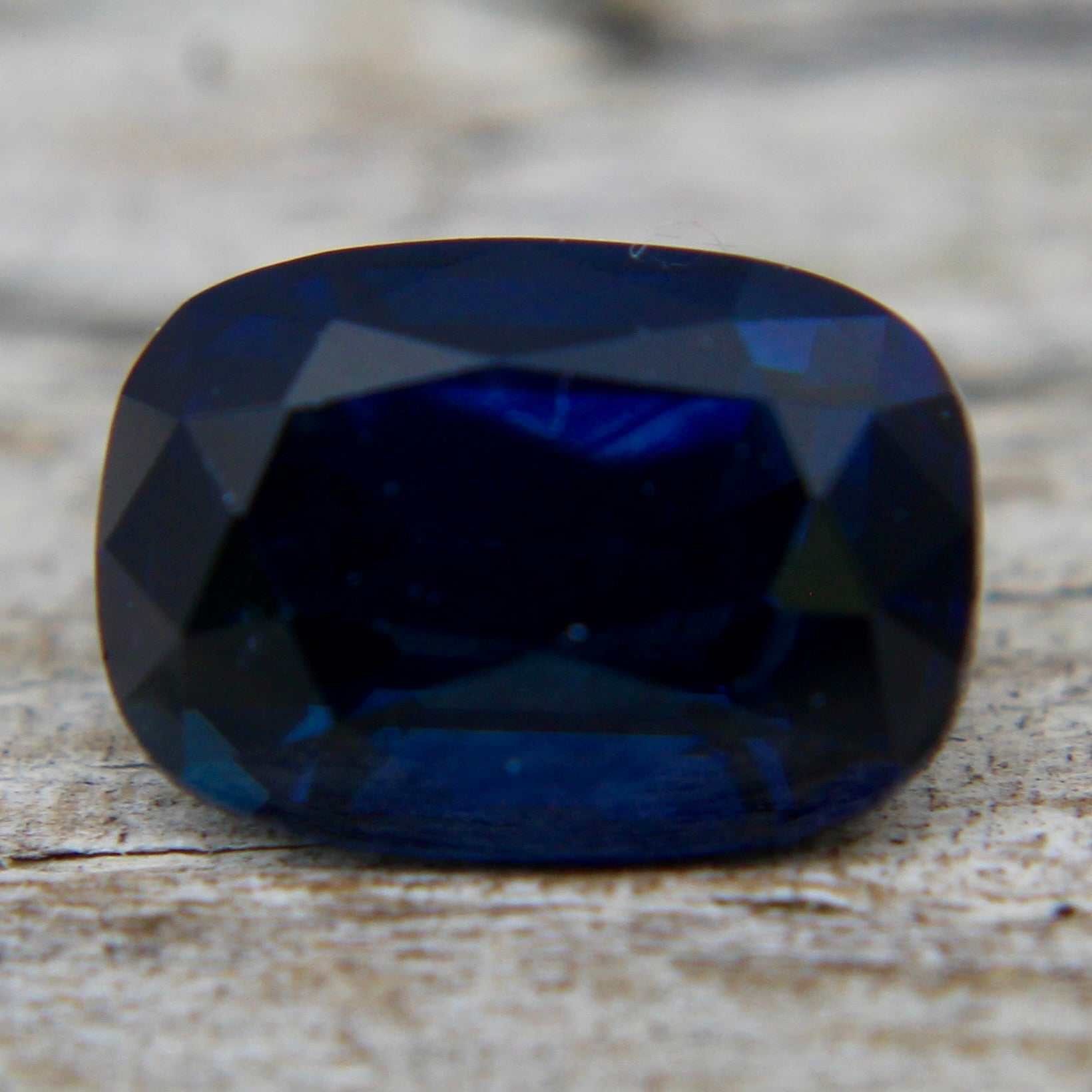 Natural Blue Sapphire - Sapphirepal