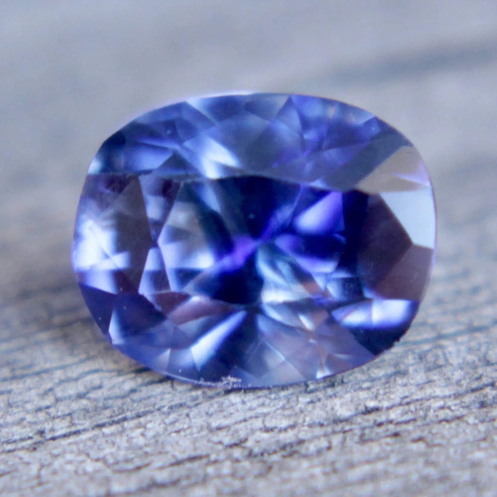Natural Blue Sapphire - Sapphirepal