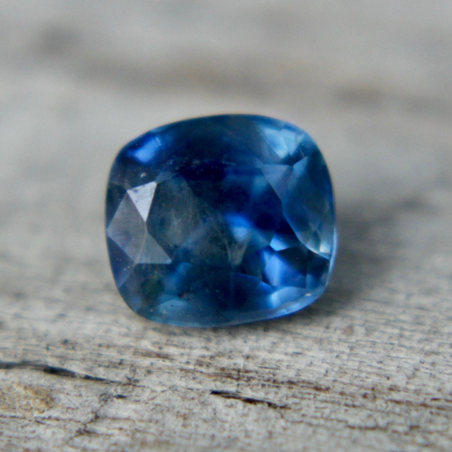 Natural Blue Sapphire - Sapphirepal