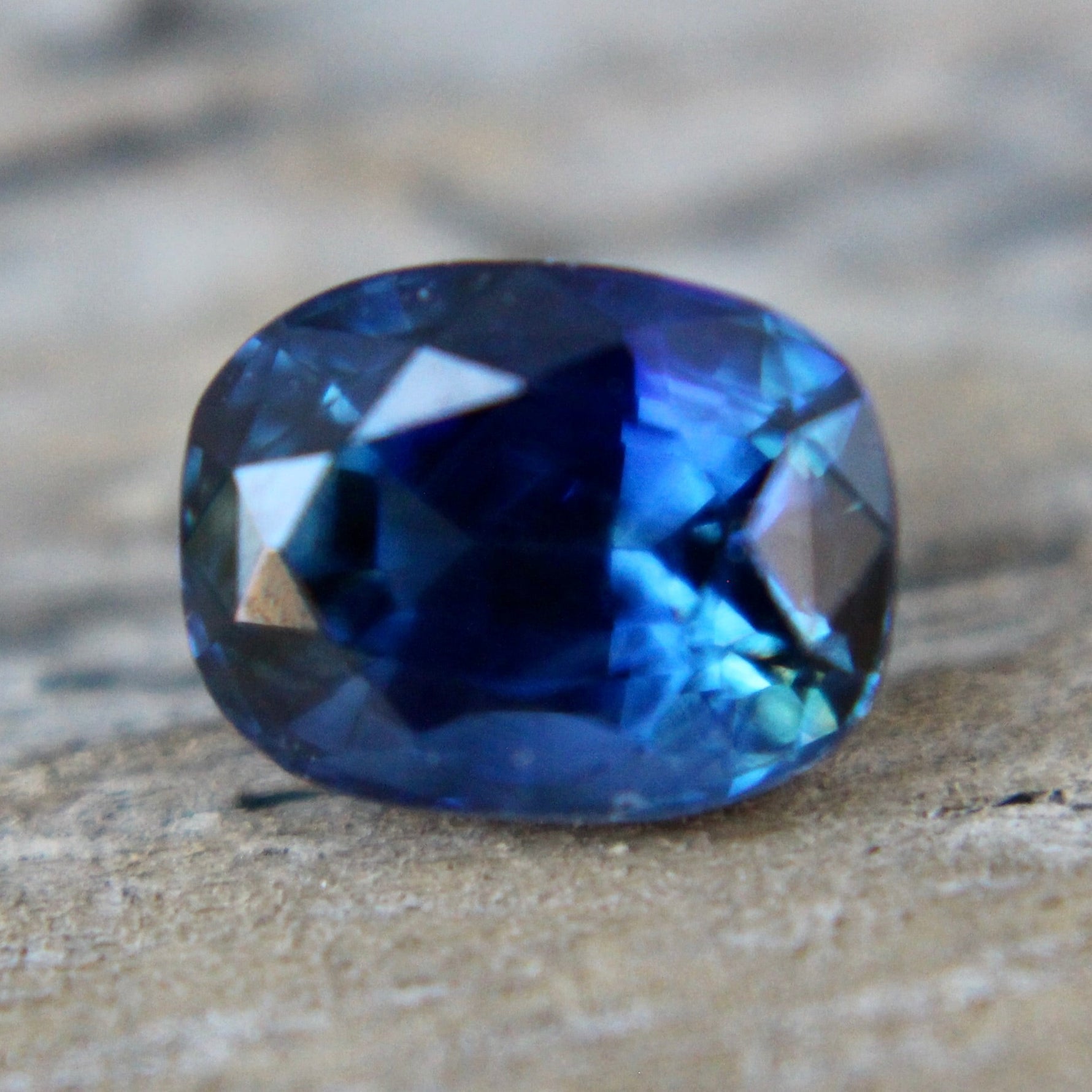 Natural Blue Sapphire - Sapphirepal