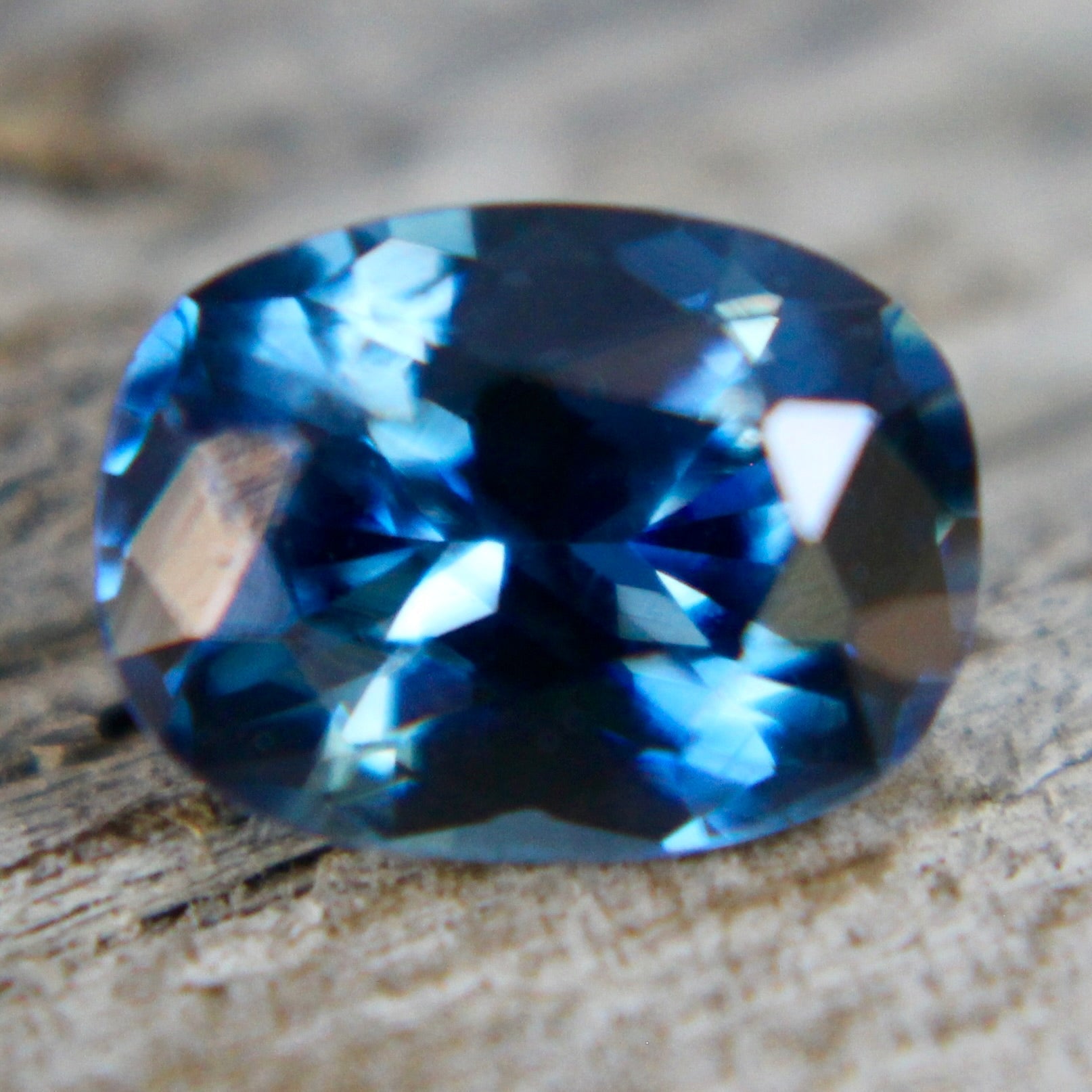 Natural Blue Sapphire - Sapphirepal