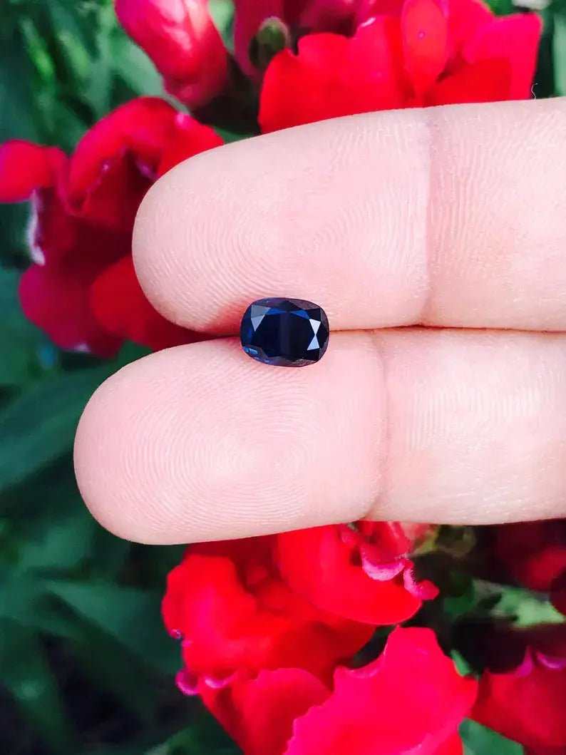 Natural Blue Sapphire - Sapphirepal