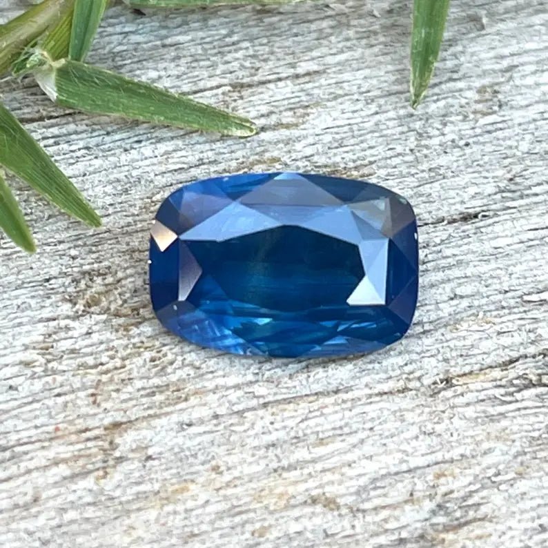 Natural Blue Sapphire - Sapphirepal