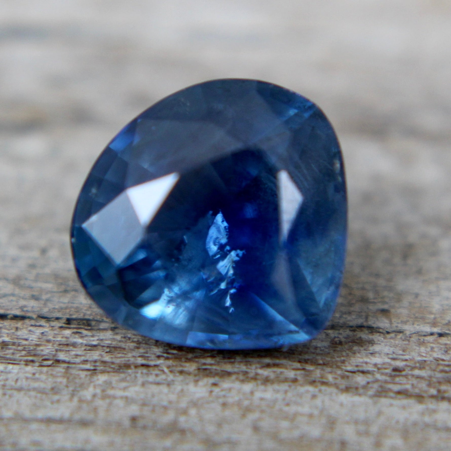 Natural Blue Sapphire - Sapphirepal