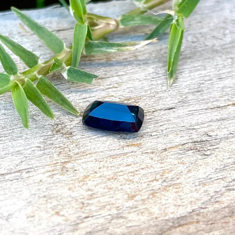 Natural Blue Sapphire - Sapphirepal