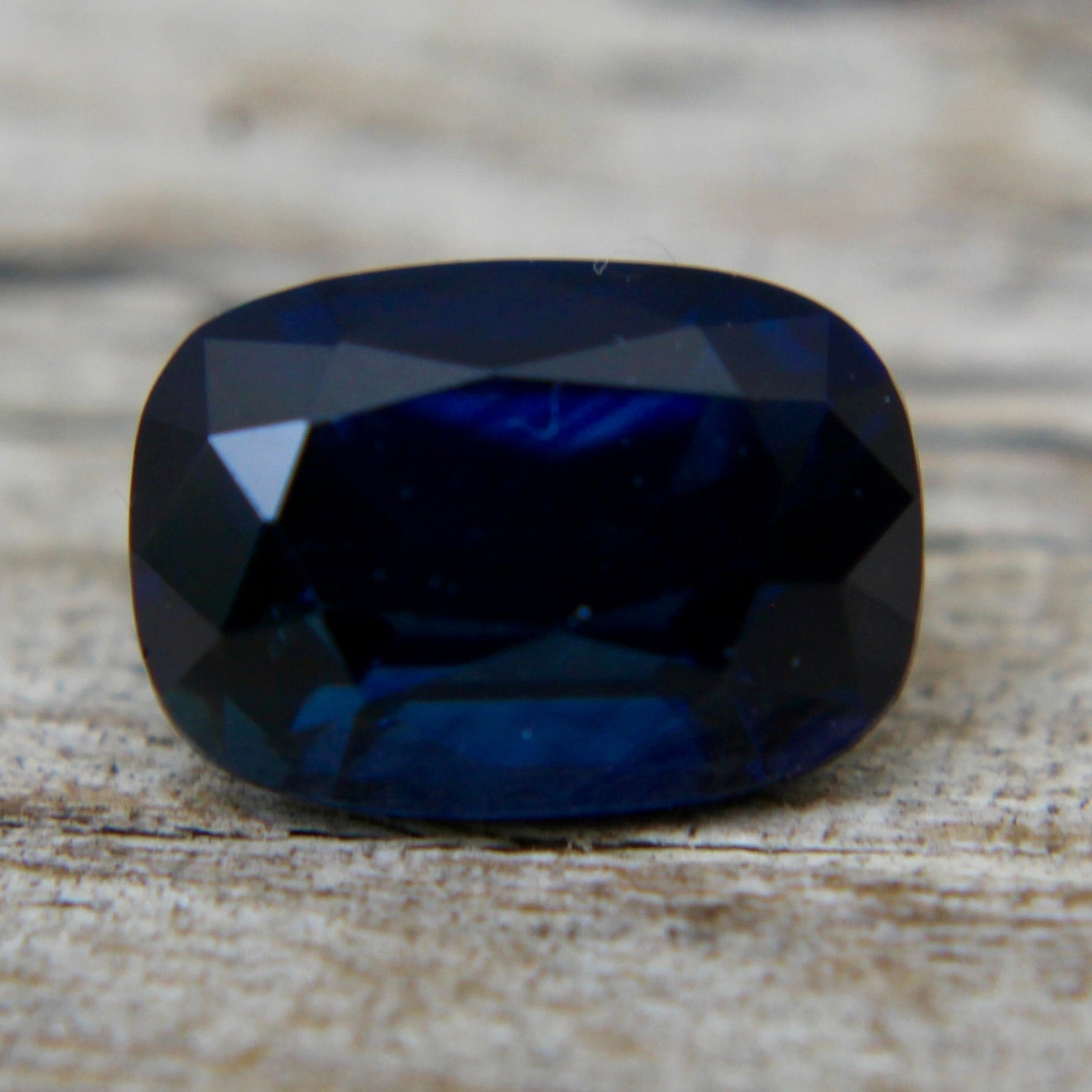 Natural Blue Sapphire - Sapphirepal