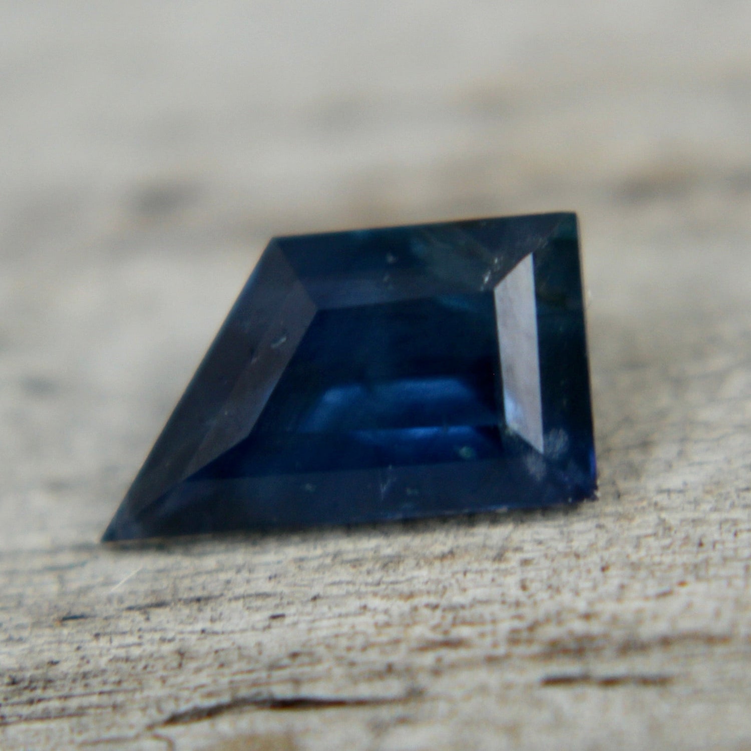 Natural Blue Sapphire - Sapphirepal