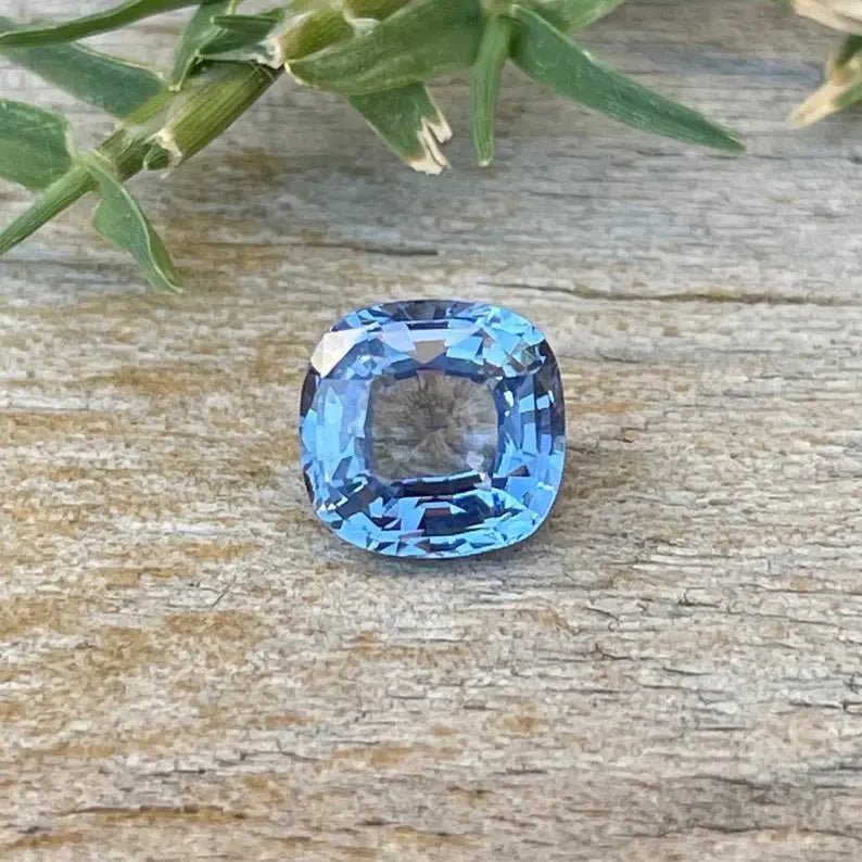 Natural Blue Sapphire - Sapphirepal