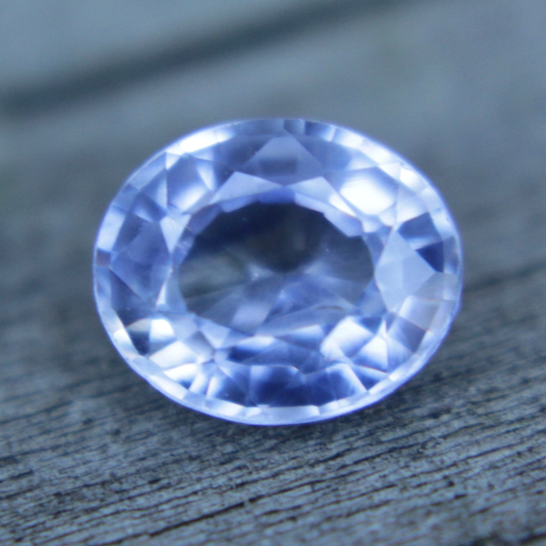 Natural Blue White Sapphire - Sapphirepal