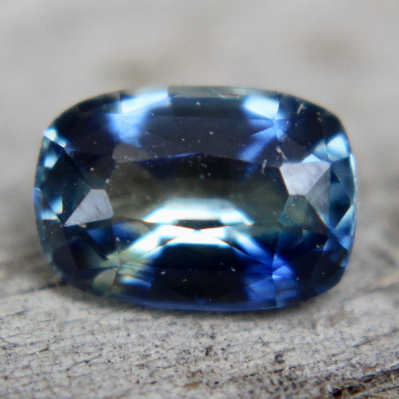Natural Blue Yellow Sapphire - Sapphirepal