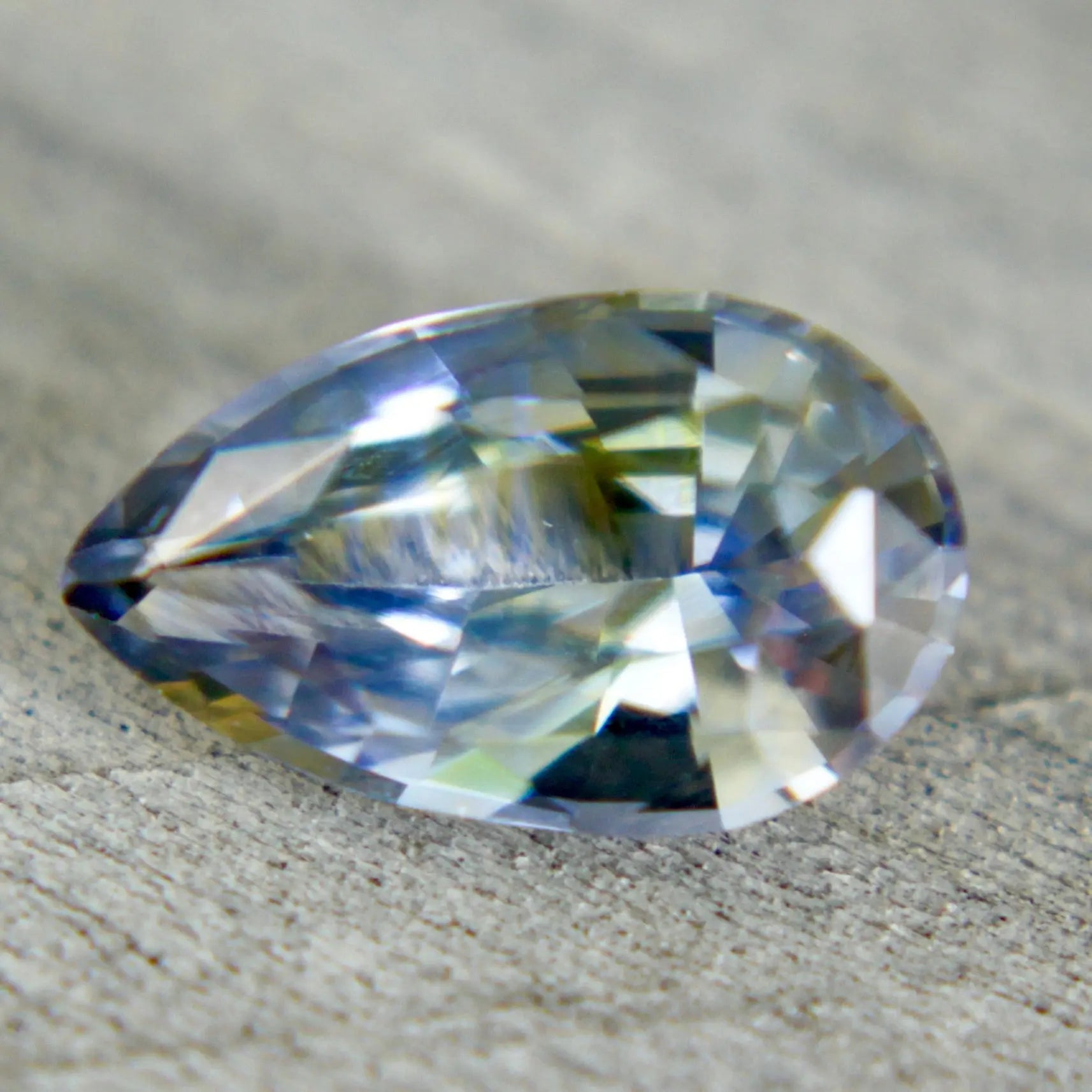 Natural Blue Yellow Sapphire - Sapphirepal