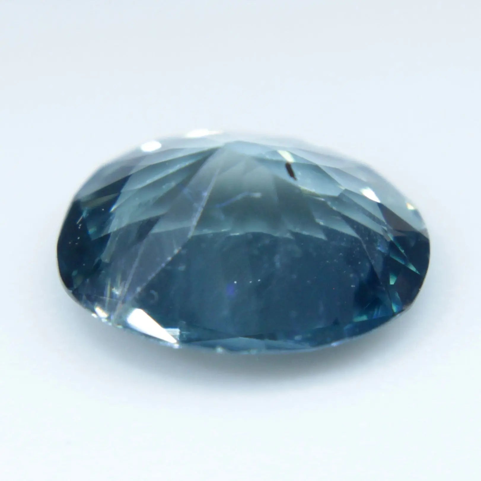 Natural Bluish Green Sapphire - Sapphirepal