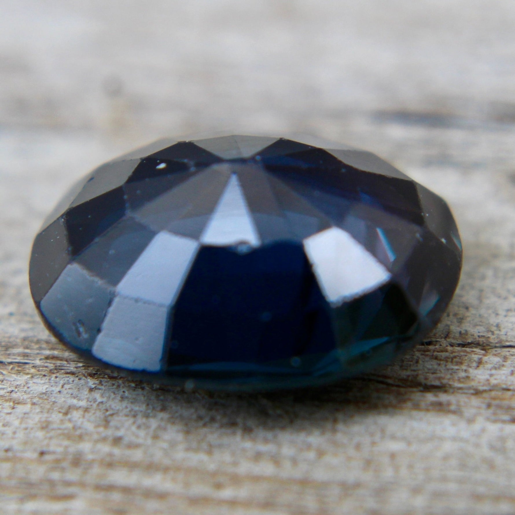 Natural Bluish Purple Sapphire - Sapphirepal