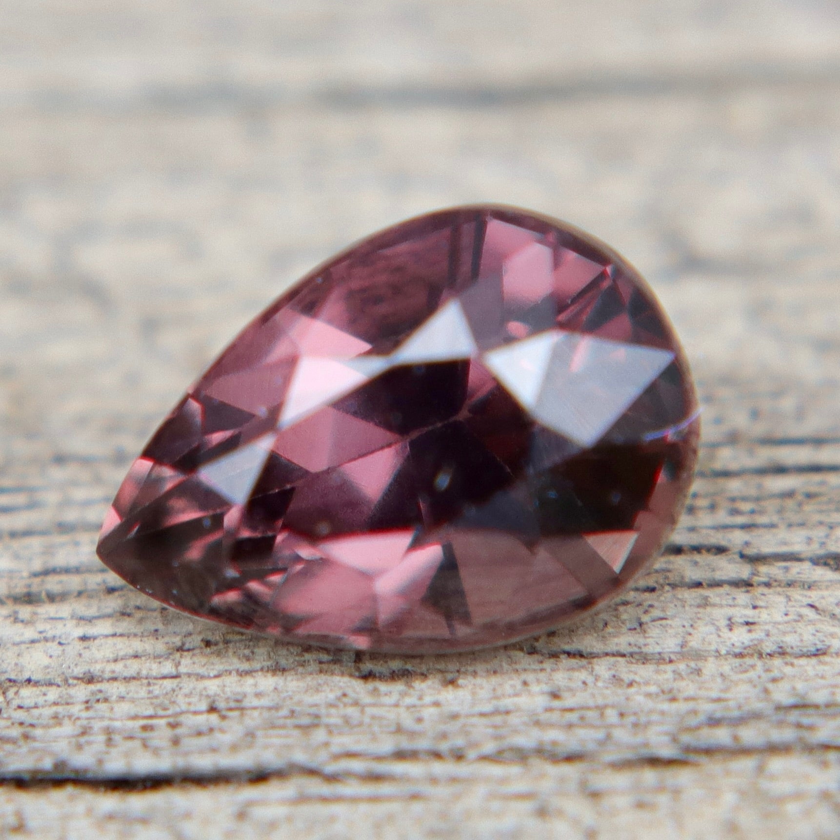 Natural Brown Sapphire – 0.60ct Pear Cut Unheated Madagascar Gemstone - Sapphirepal