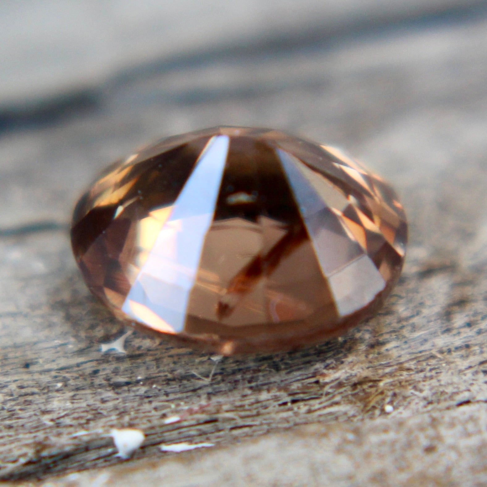 Loose brown sapphire 0.75 carat earth sourced faceted gemstone from Sri Lanka