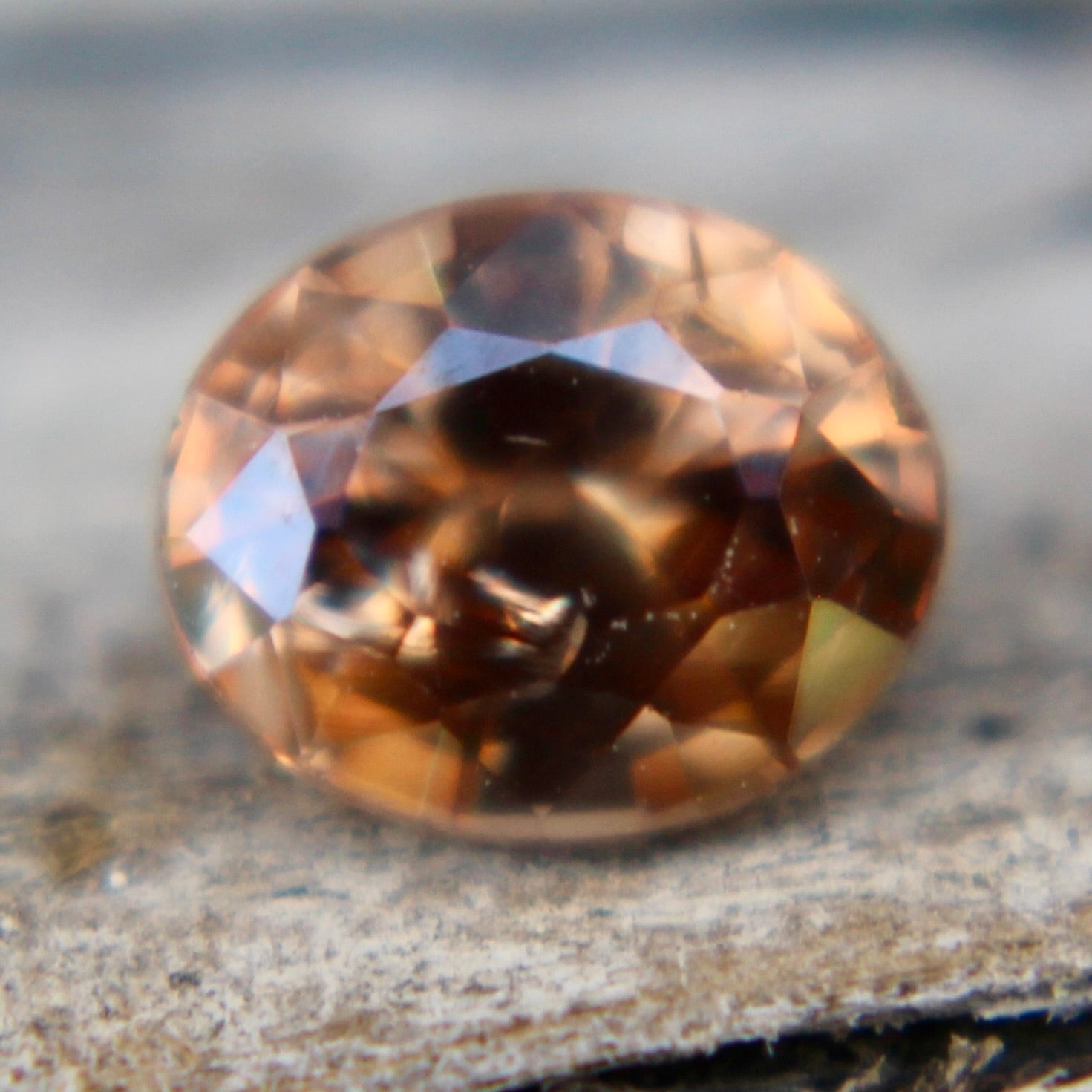 Natural Brown Sapphire - Sapphirepal
