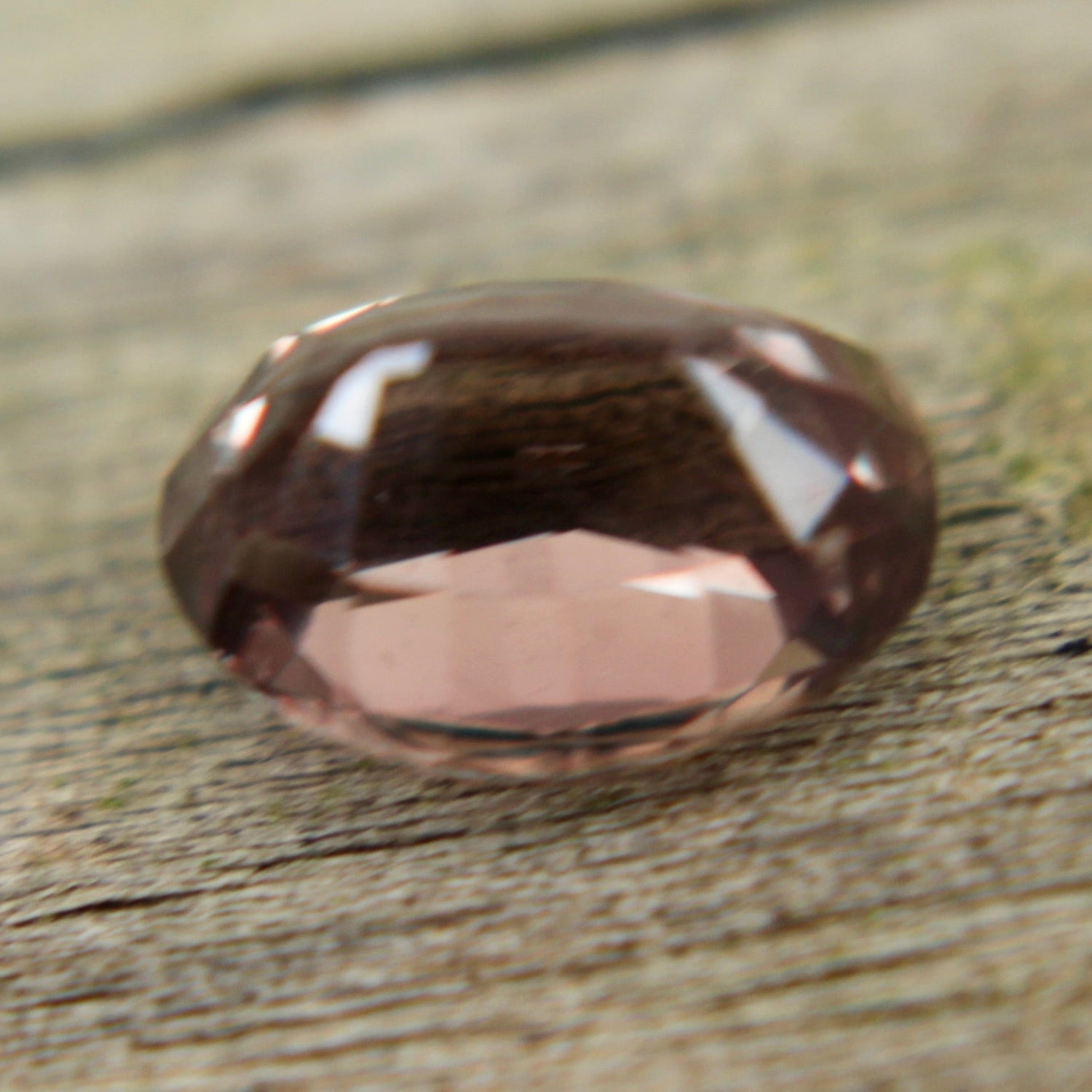 Natural Brown Sapphire - Sapphirepal