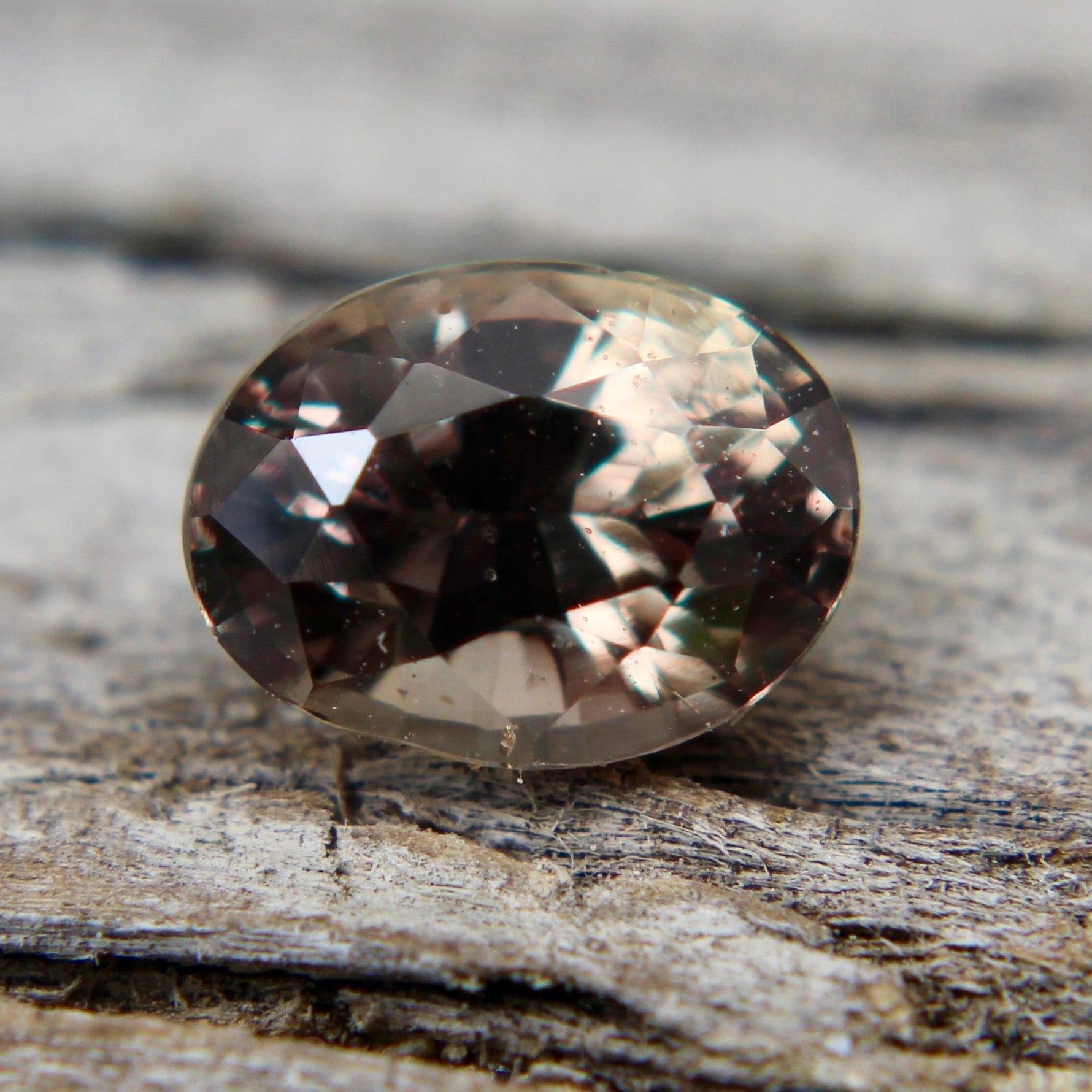 Natural Brown Sapphire - Sapphirepal