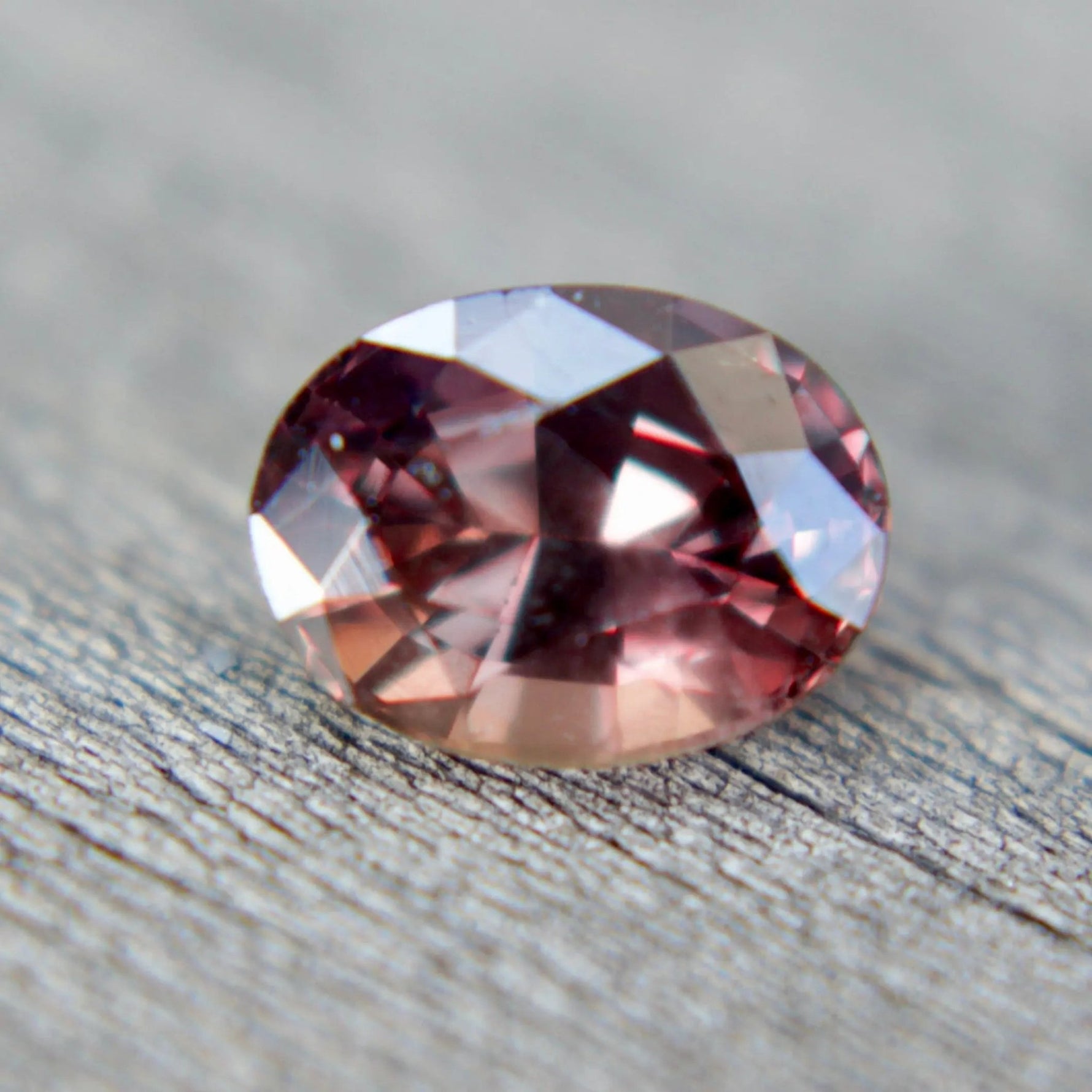 Natural Brown Sapphire - Sapphirepal