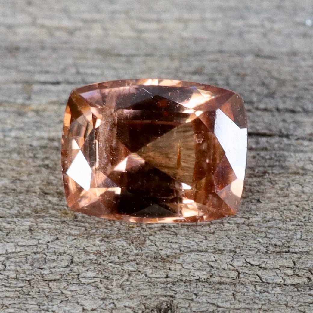 Natural Brown Zircon - Sapphirepal
