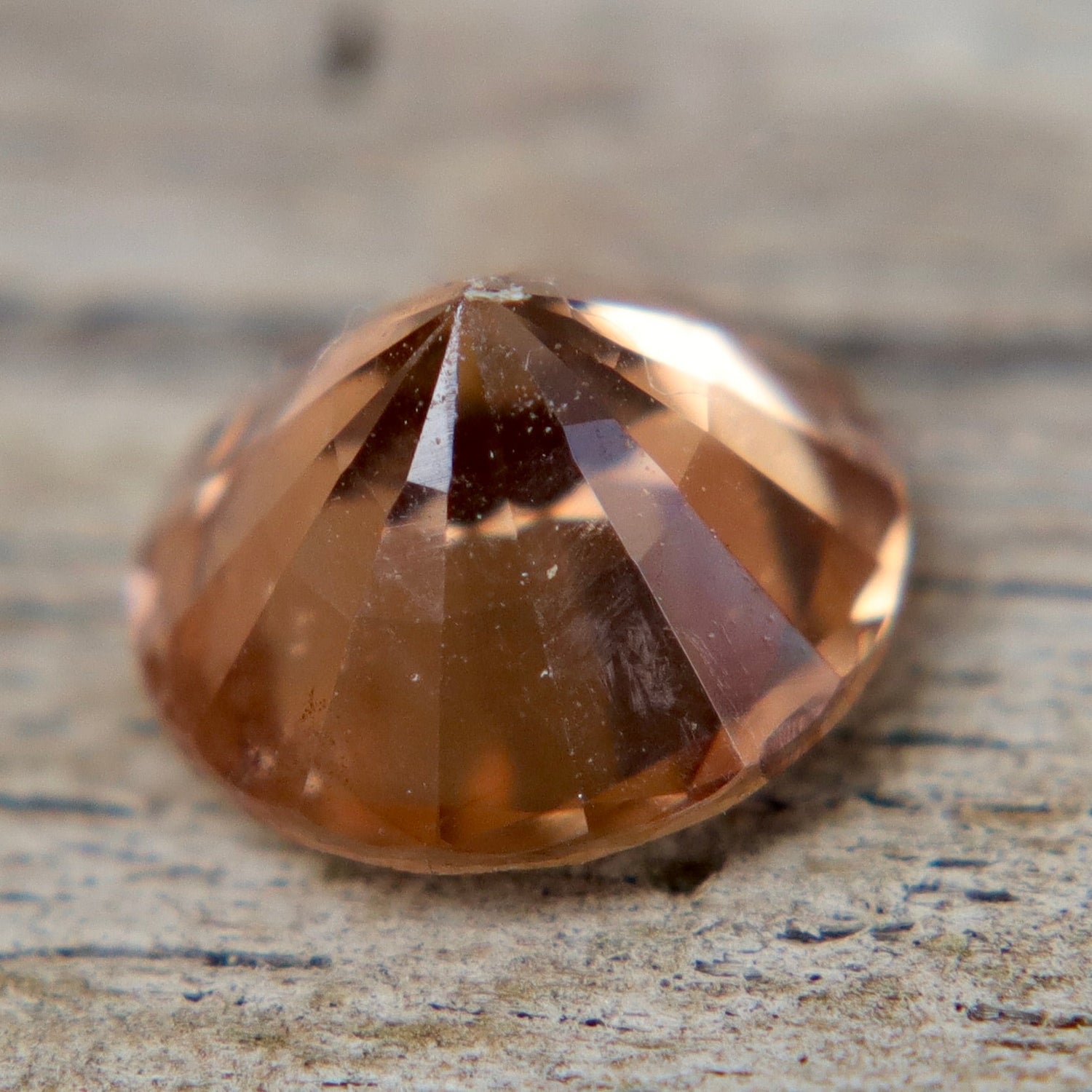 Untreated brown zircon 6.00×6.00×4.21 mm – side profile