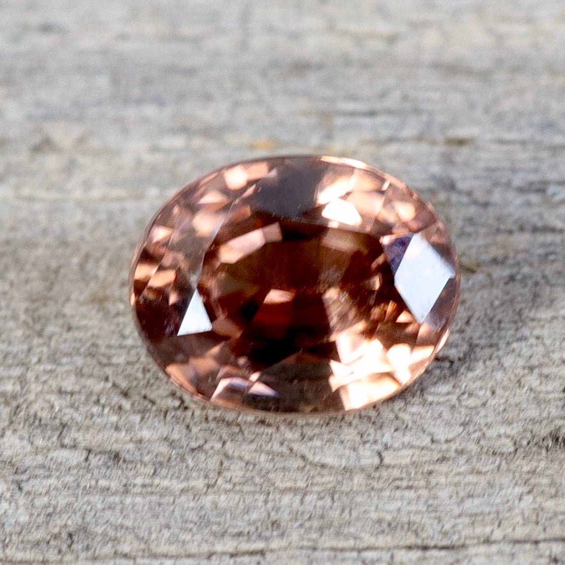 Natural Brown Zircon - Sapphirepal
