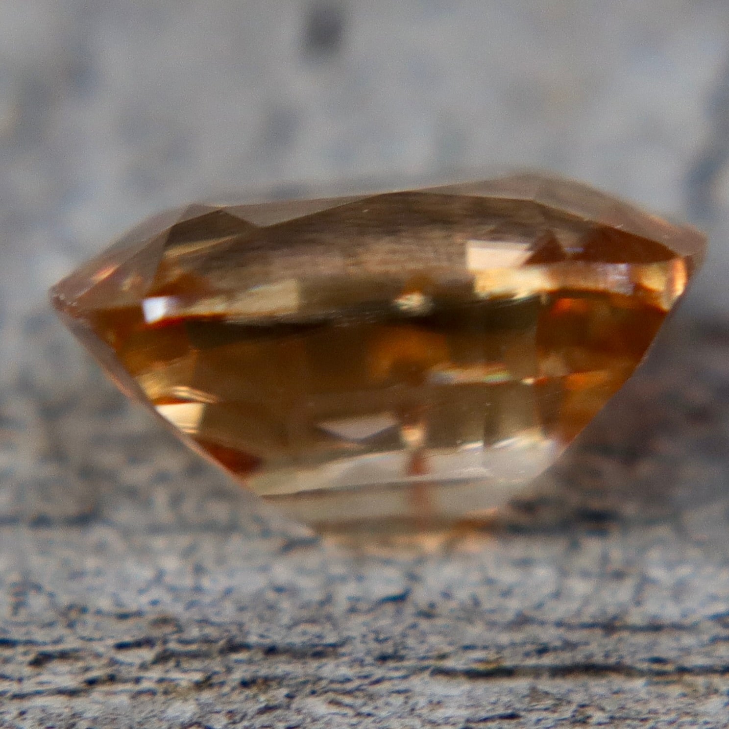 Natural Brown Zircon - Sapphirepal