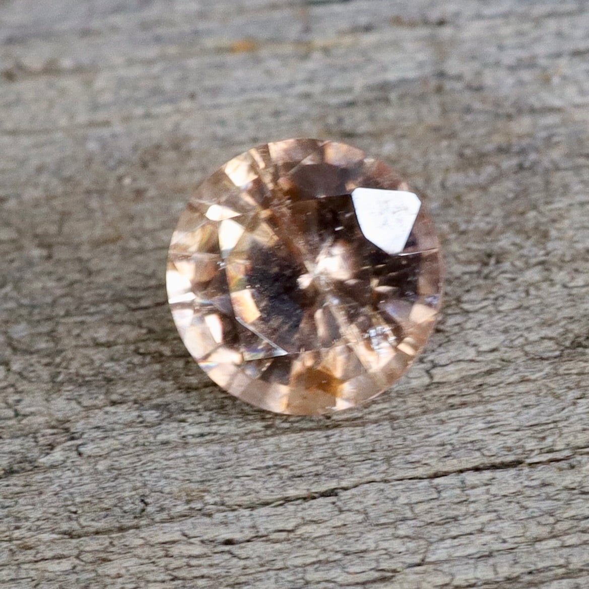Natural Brown Zircon - Sapphirepal