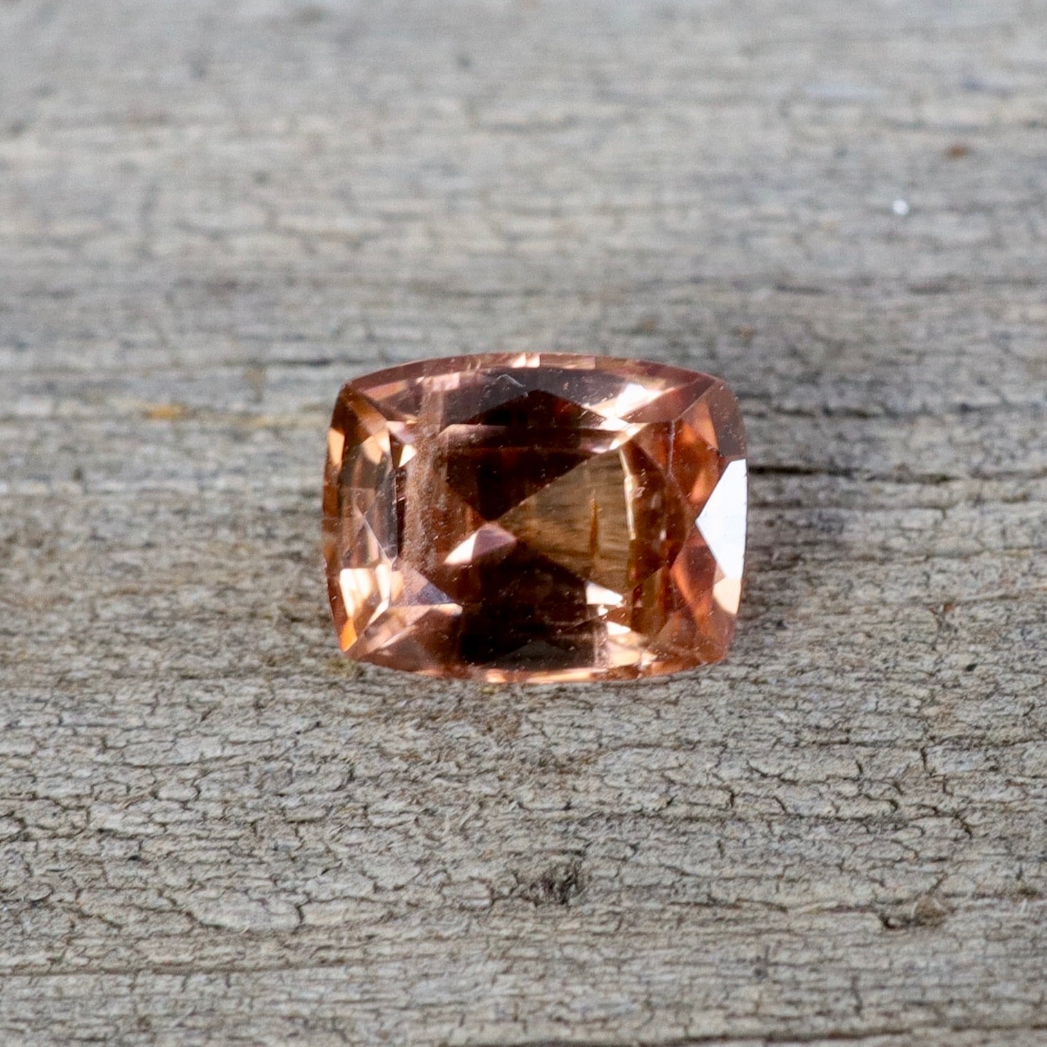 Natural Brown Zircon - Sapphirepal