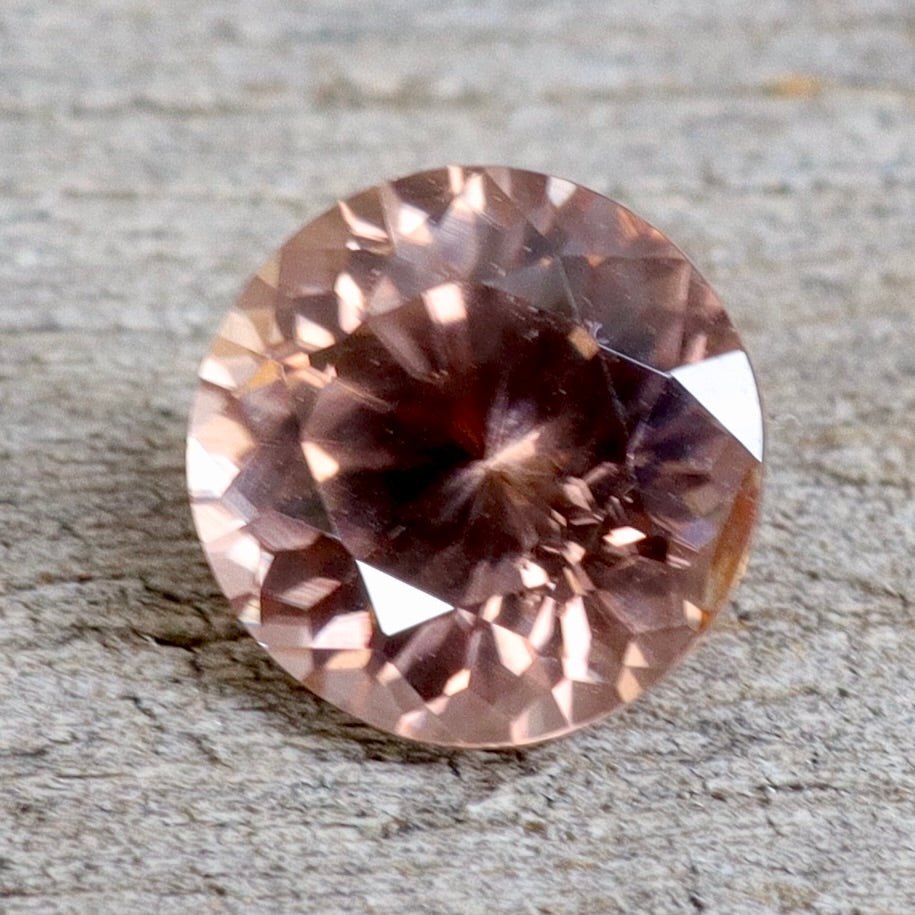 Natural Brown Zircon - Sapphirepal