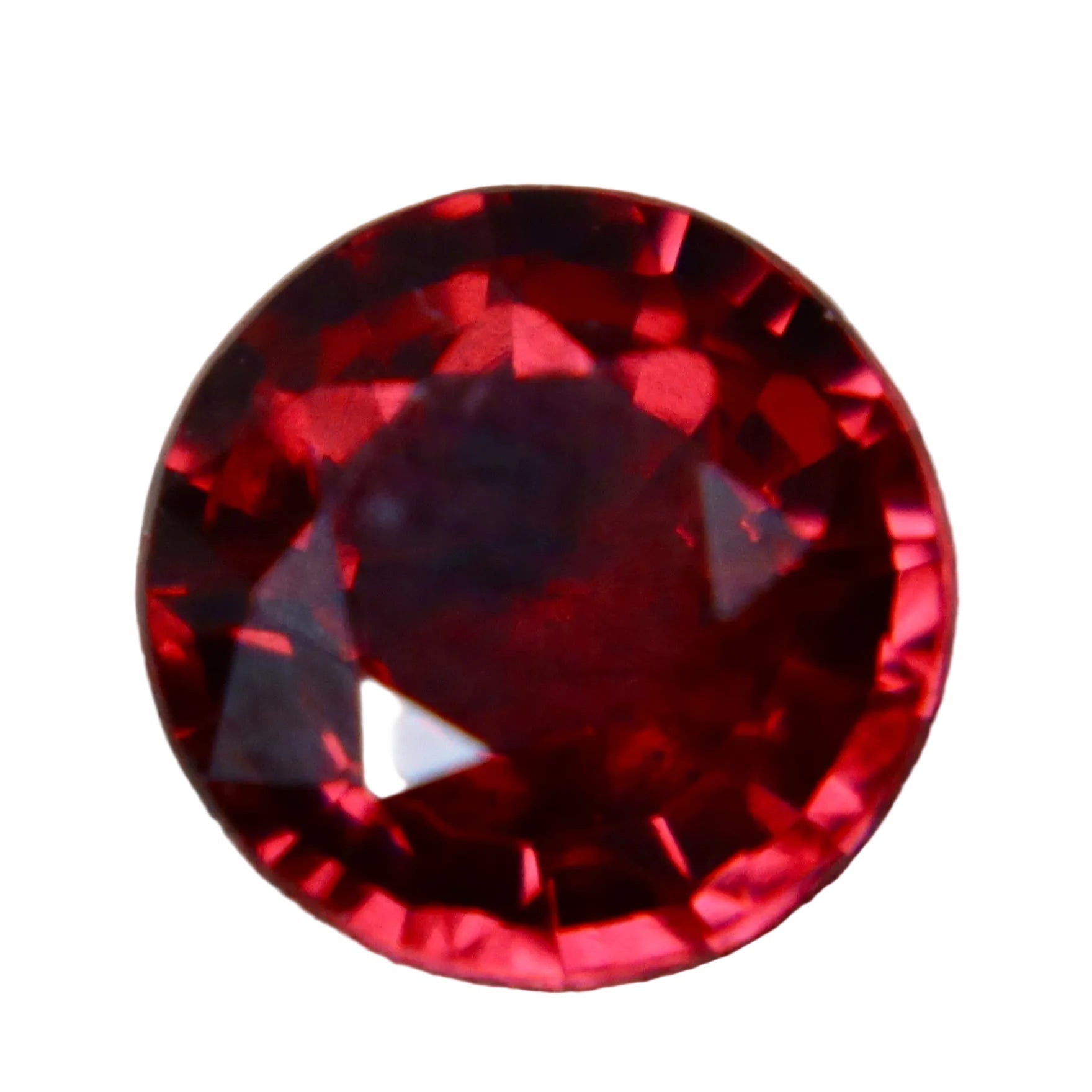 Natural Ceylon Garnet 1.44ct – Round Cut VS | Earth Sourced - Sapphirepal