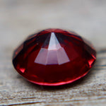 Natural Ceylon Garnet 1.44ct – Round Cut VS | Earth Sourced - Sapphirepal