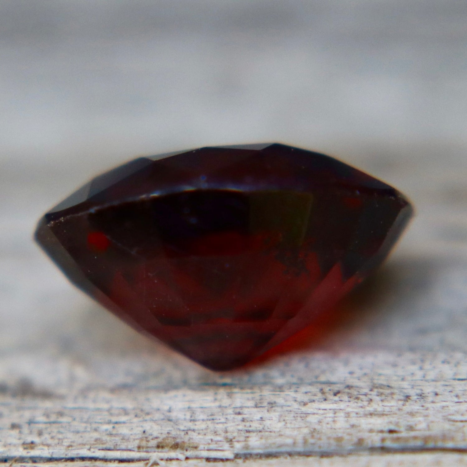 Natural Ceylon Garnet 3.01 Carat Oval Cut Eye Clean Loose Gemstone - Sapphirepal
