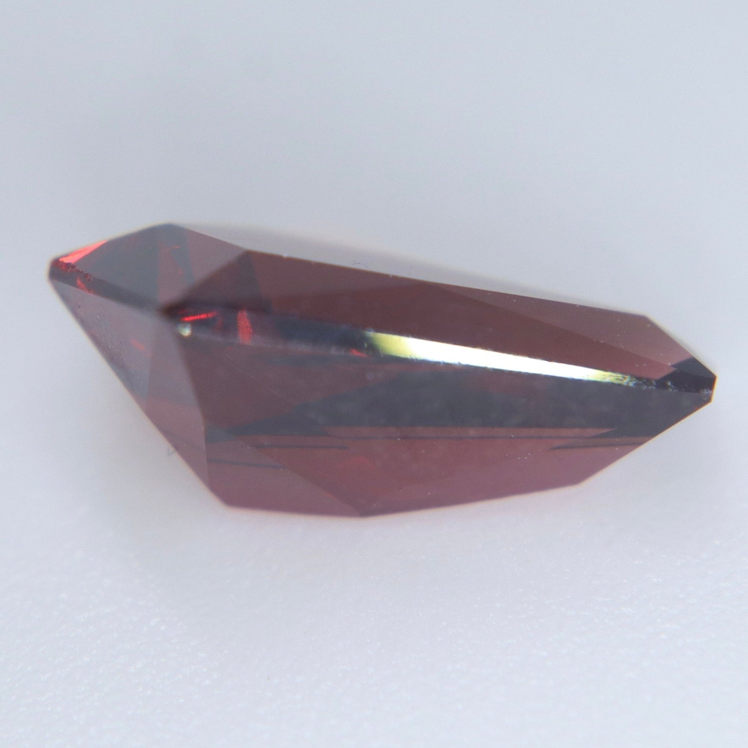 Natural Ceylon Garnet 3.04 ct Modified Shield Cut Loose Gemstone - Sapphirepal