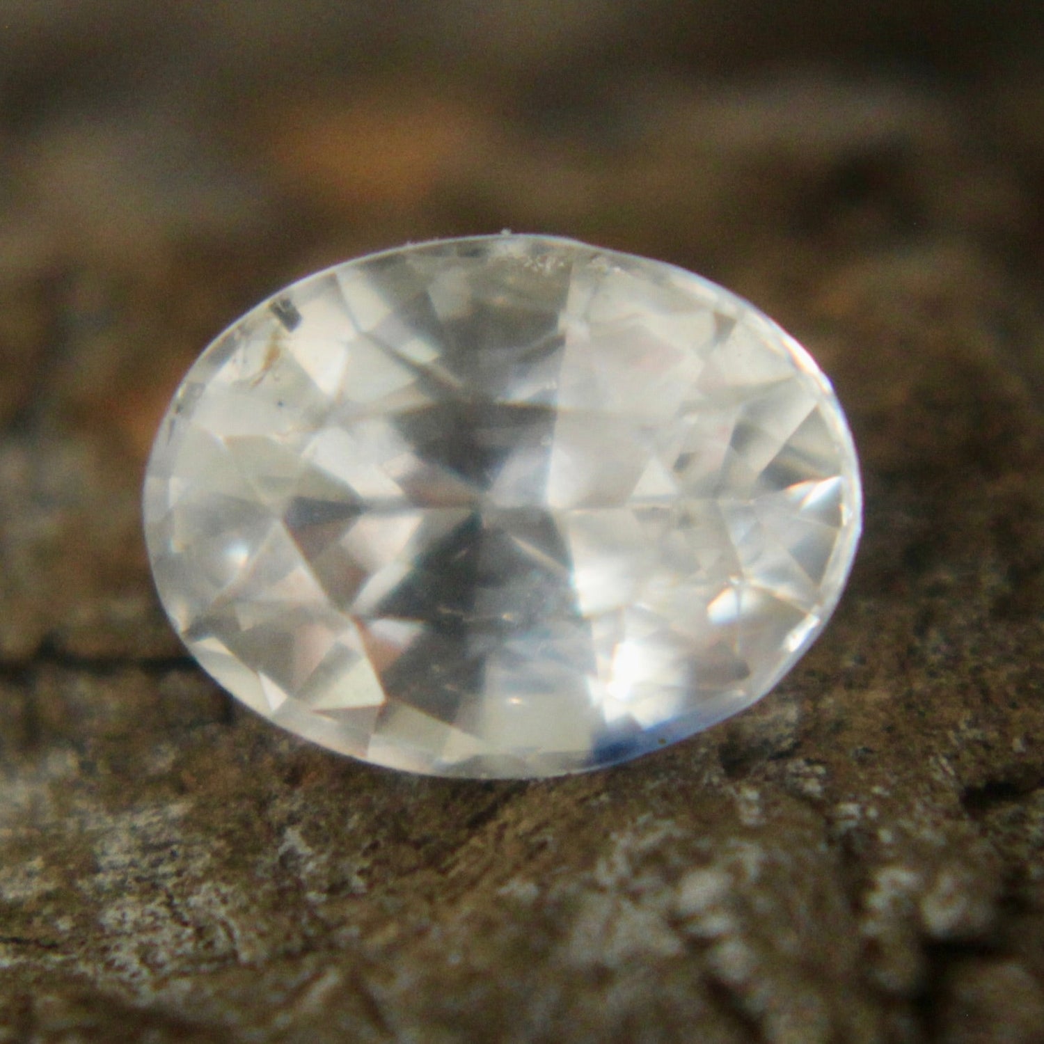 Natural Ceylon White Sapphire – 0.91 Carat Oval Cut - Sapphirepal