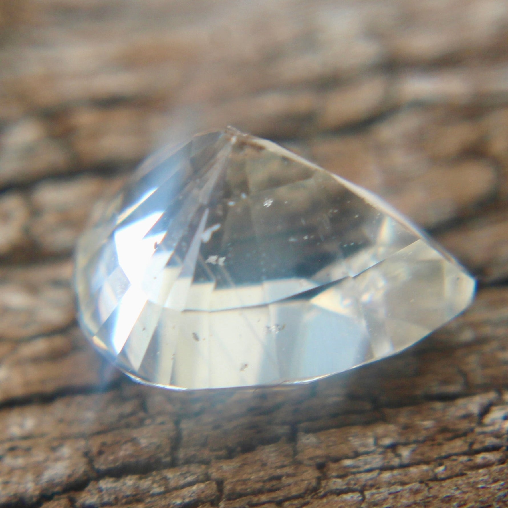 Natural Champagne Sapphire - Sapphirepal