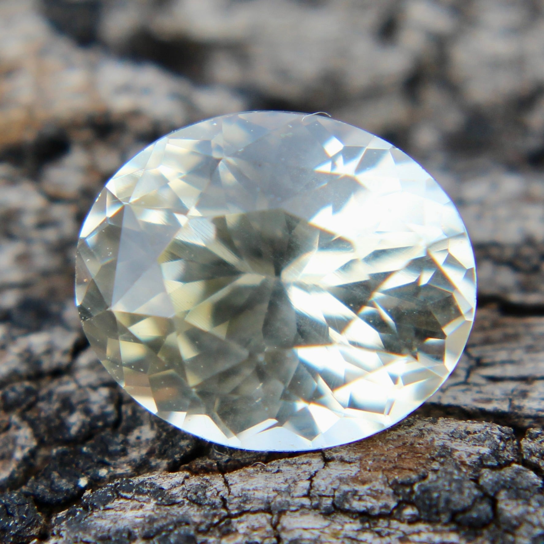 Natural Champagne Sapphire - Sapphirepal