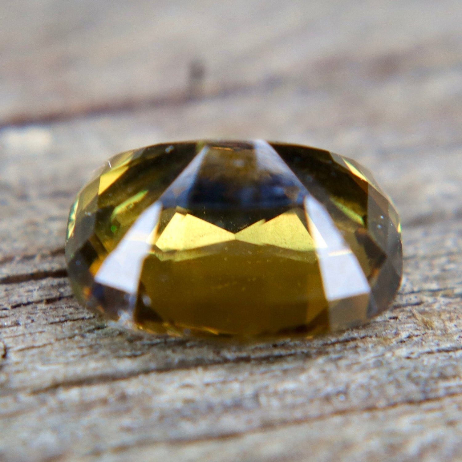 Natural Chrysoberyl – 2.47 Carat Cushion Cut | VVS Clarity - Sapphirepal
