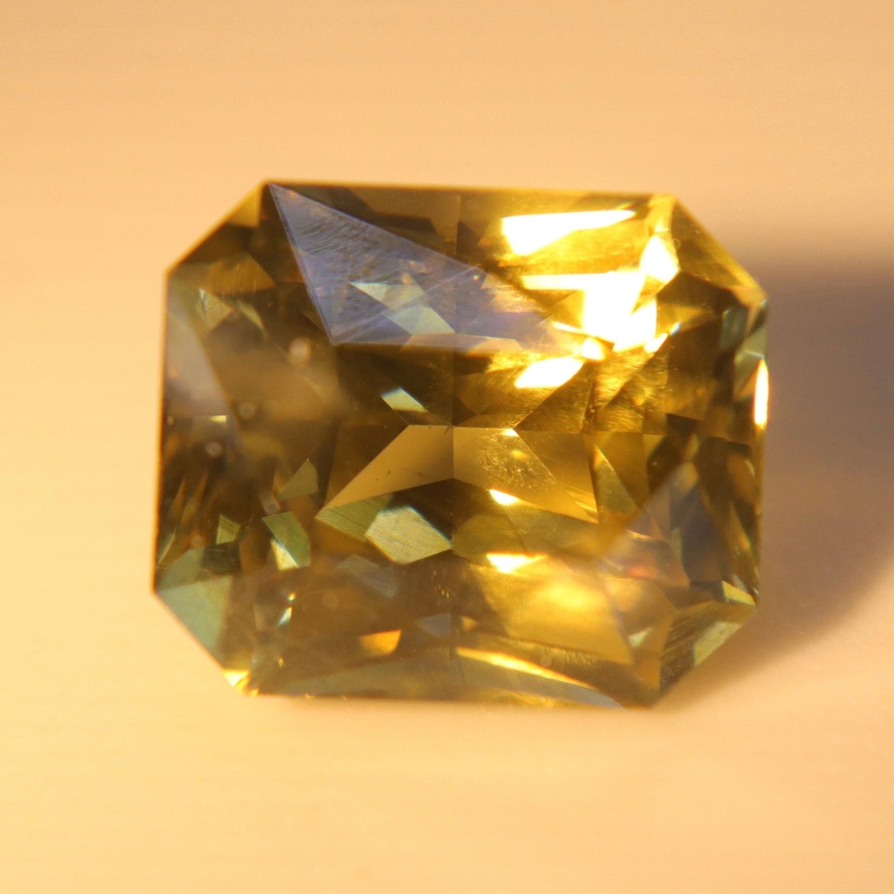 Natural Color Changing Alexandrite 2.59ct Emerald Cut Ceylon Loose Gemstone - Sapphirepal