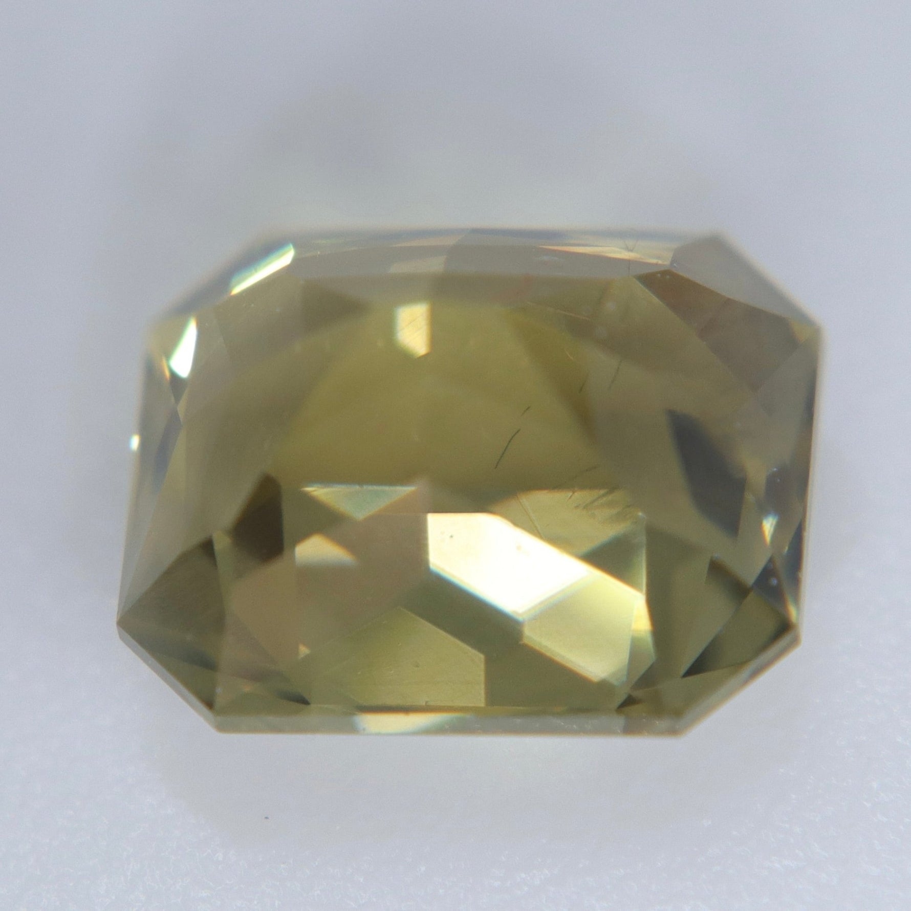 Natural Color Changing Alexandrite 2.59ct Emerald Cut Ceylon Loose Gemstone - Sapphirepal