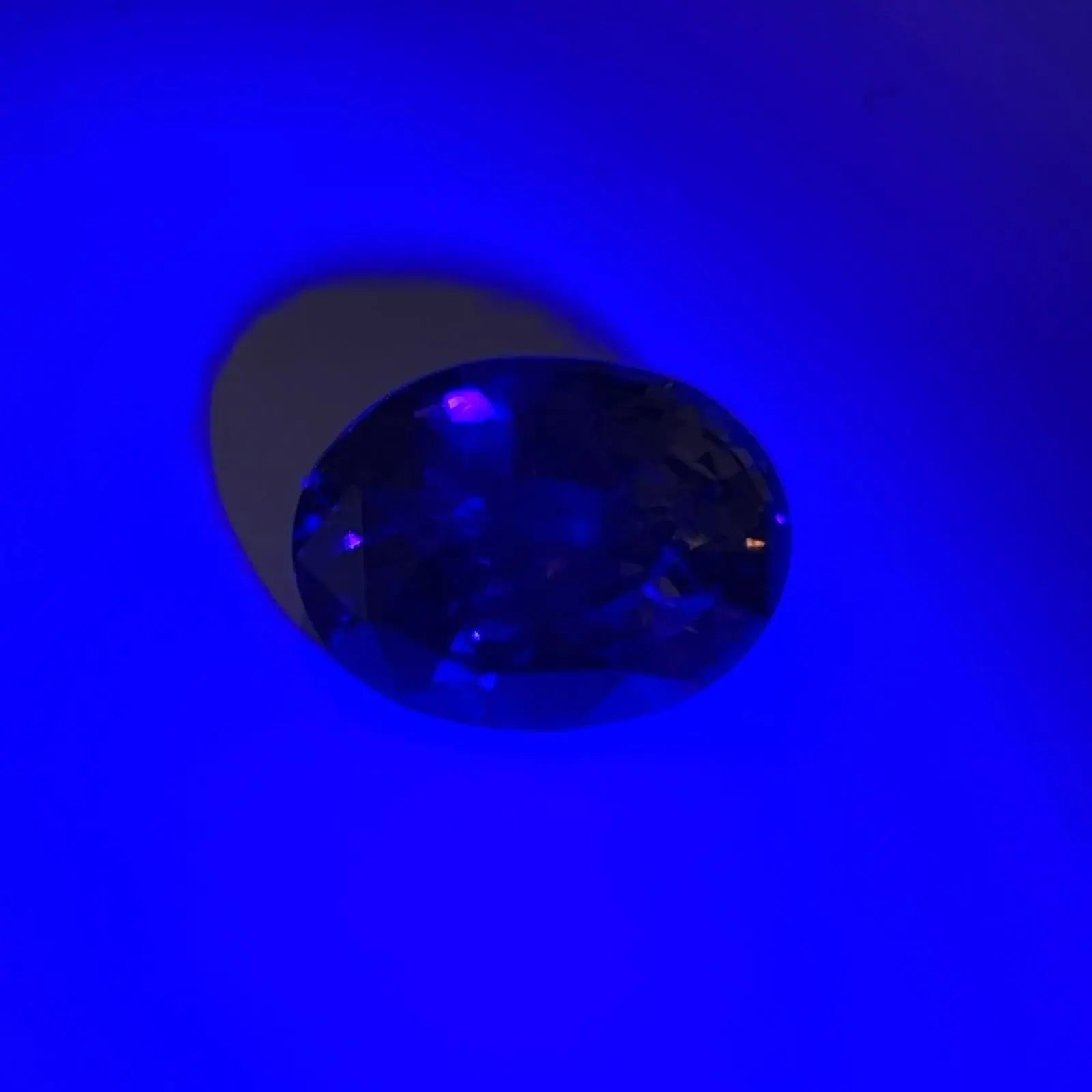 Natural Colour Change Sapphire - Sapphirepal