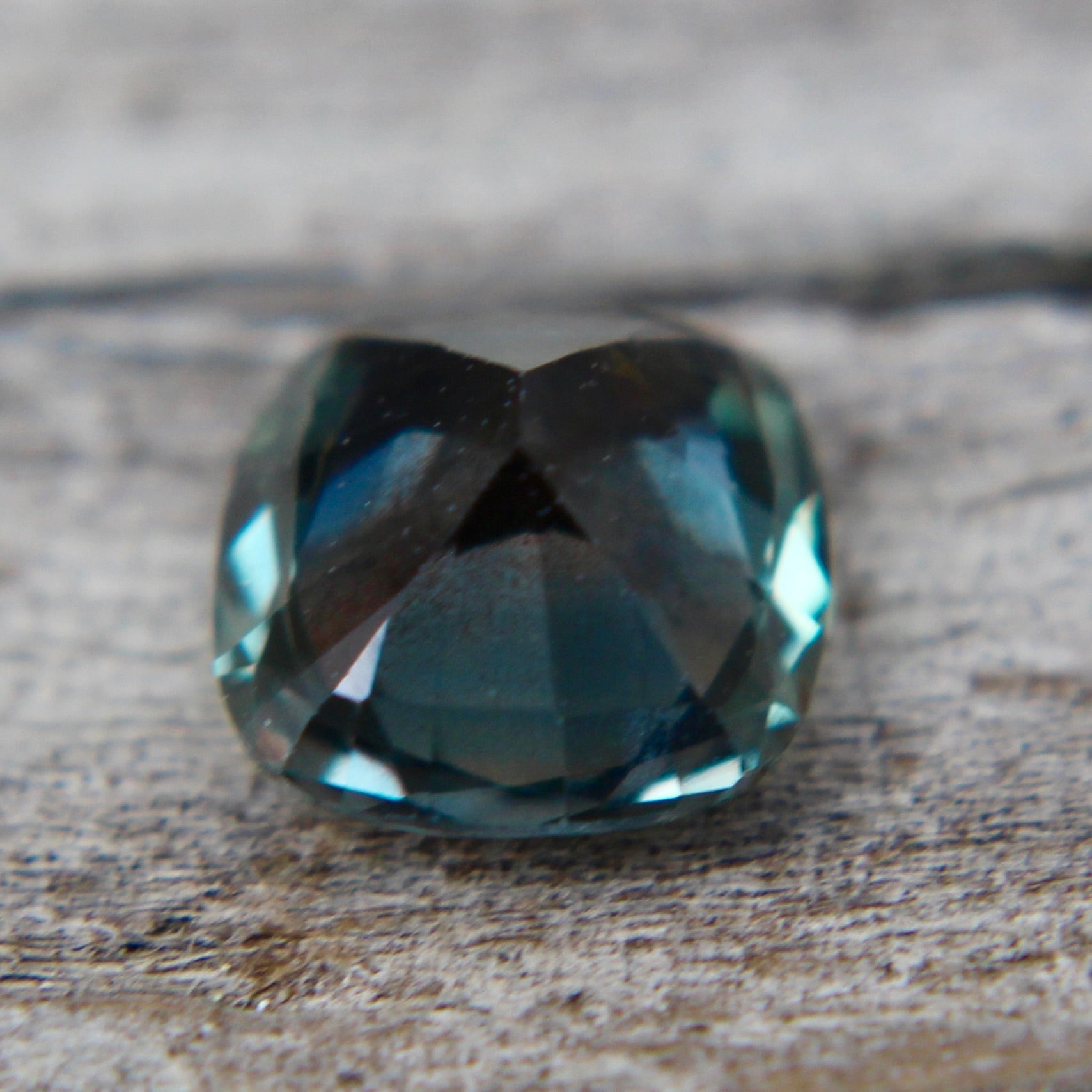 Natural Colour Change Sapphire - Sapphirepal