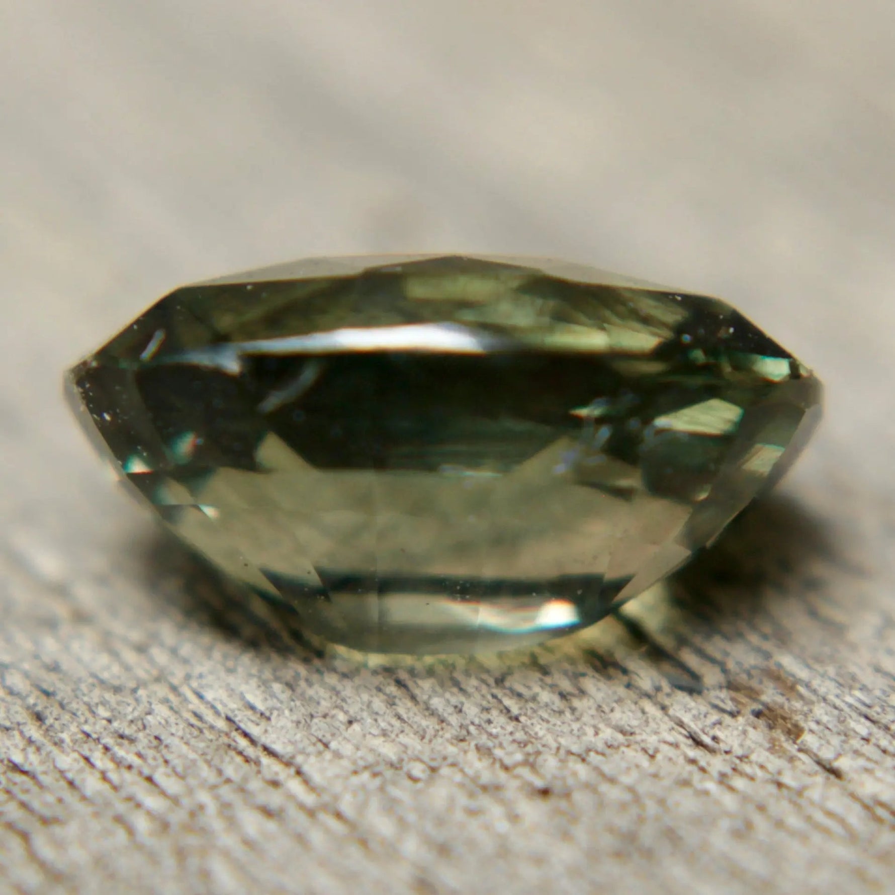 Natural Colour Change Sapphire - Sapphirepal