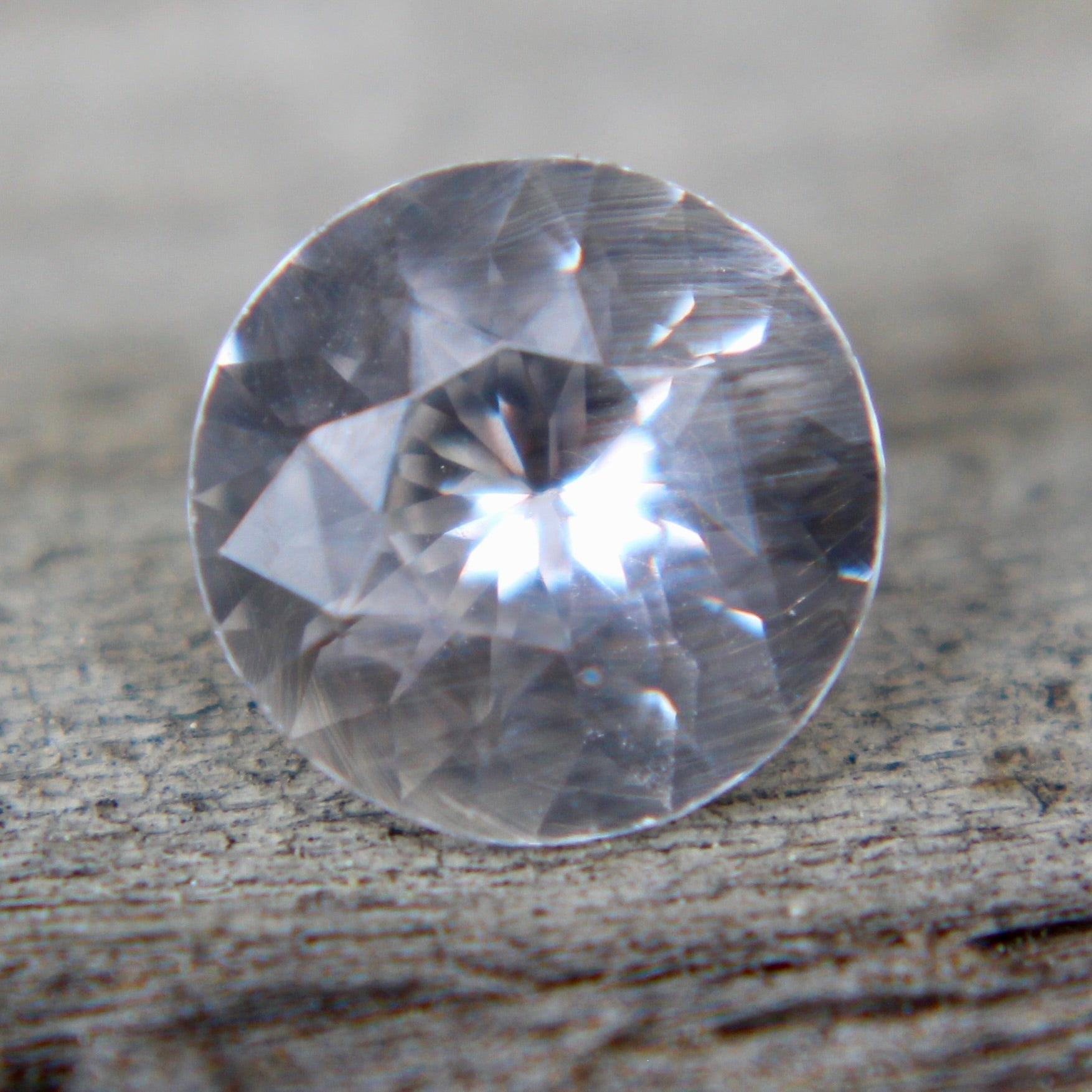 Natural Colourless Sapphire - Sapphirepal