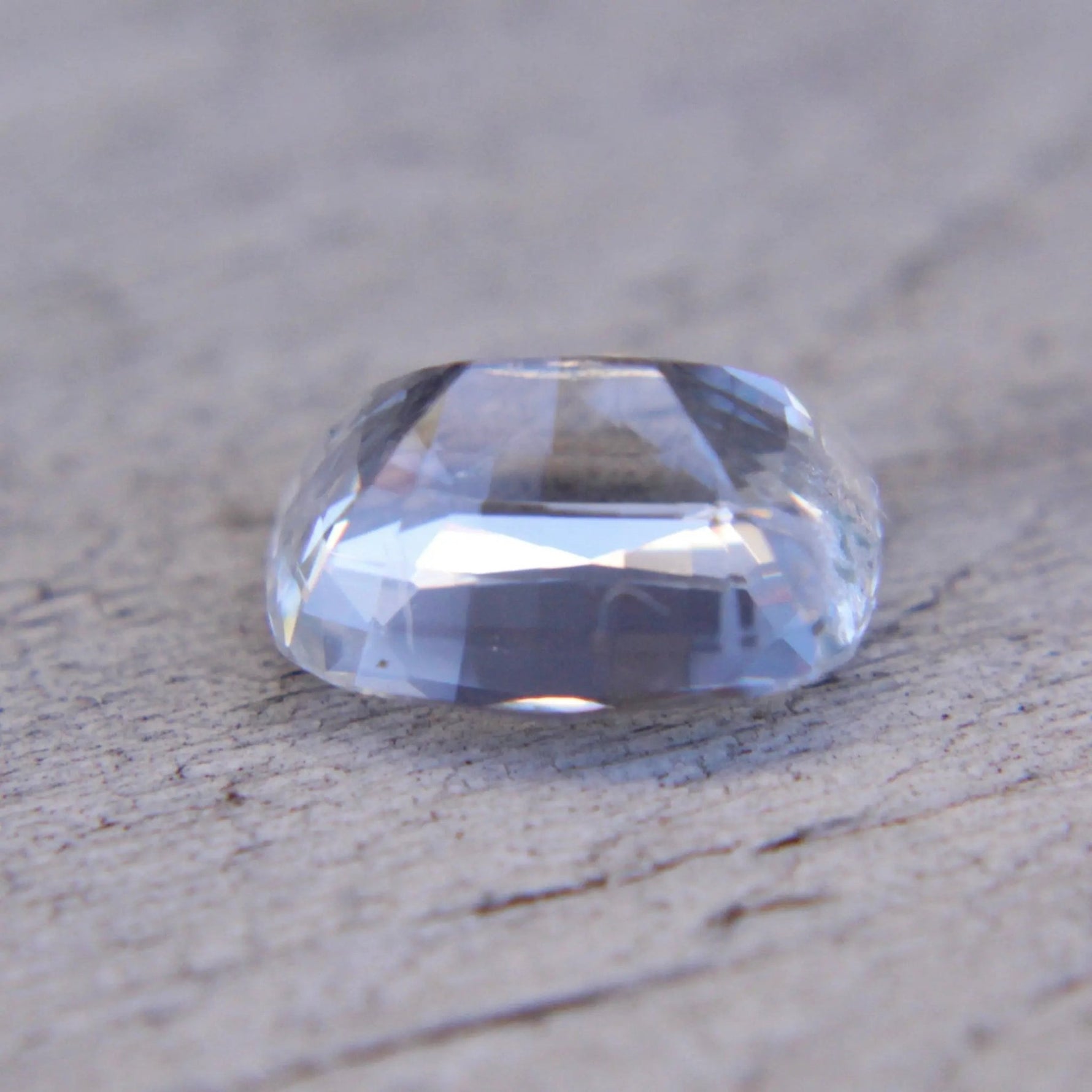 Natural Colourless Sapphire - Sapphirepal