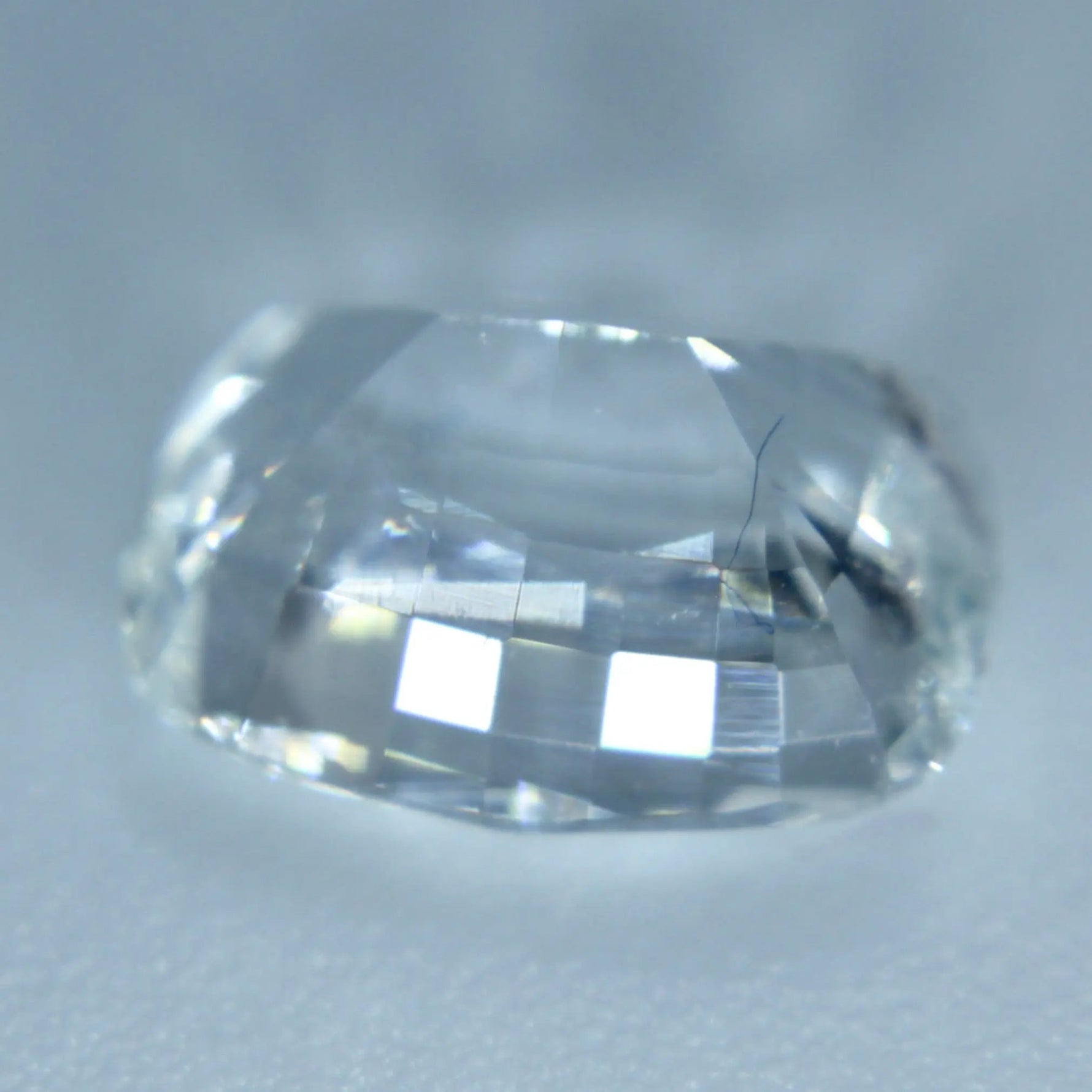 Natural Colourless Sapphire - Sapphirepal
