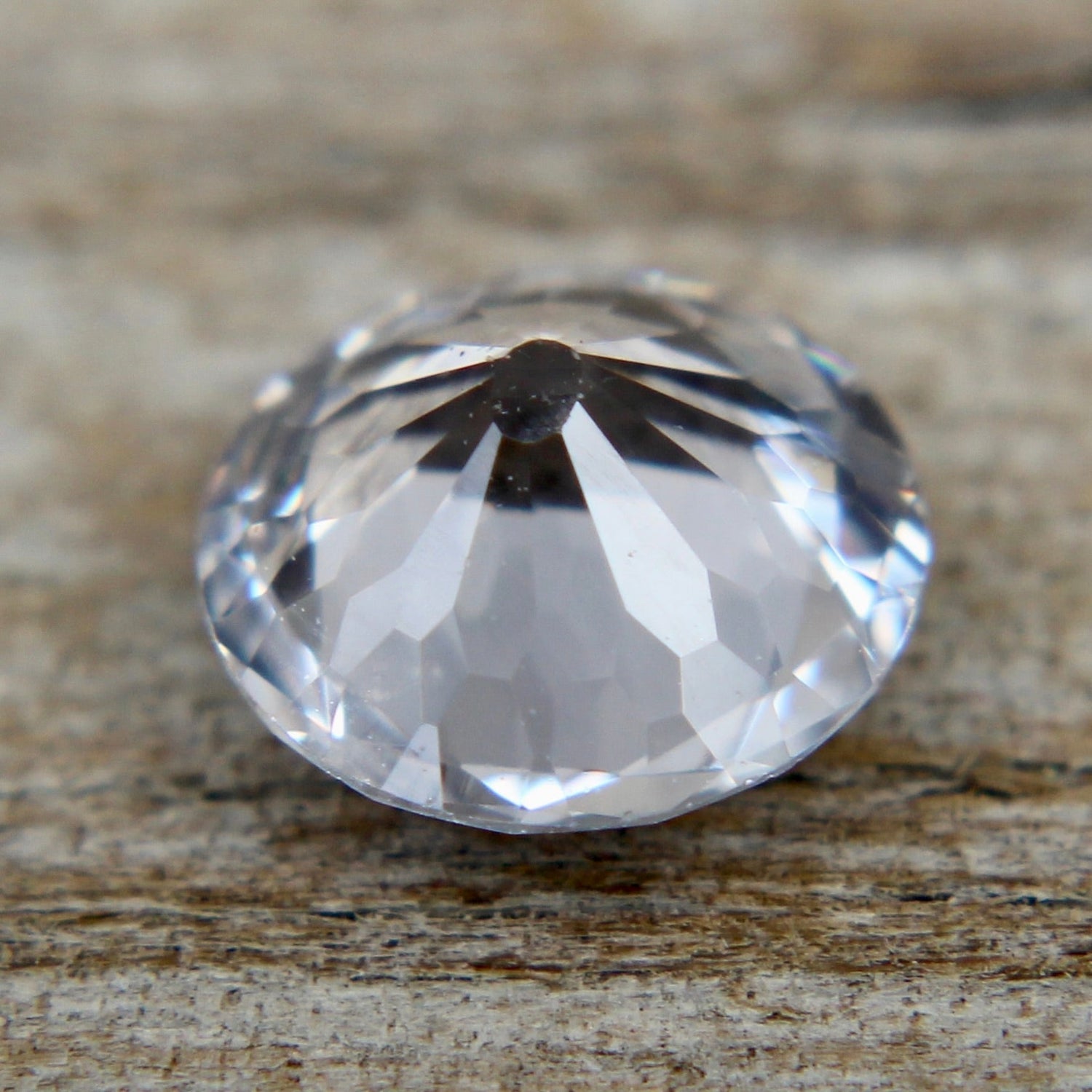 Natural Colourless Sapphire - Sapphirepal