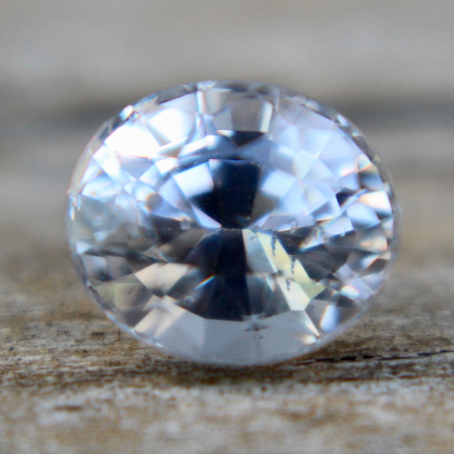 Natural Colourless Sapphire - Sapphirepal